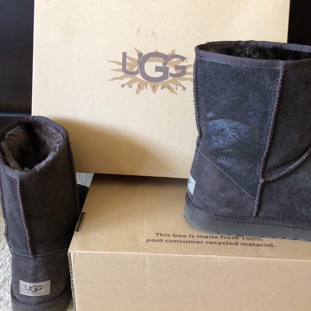 UGGs, Classic Short Paisley, Brown, Size 10W, EUC